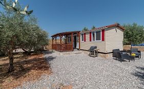 'Olive Grove' Camping House-Near The Beach