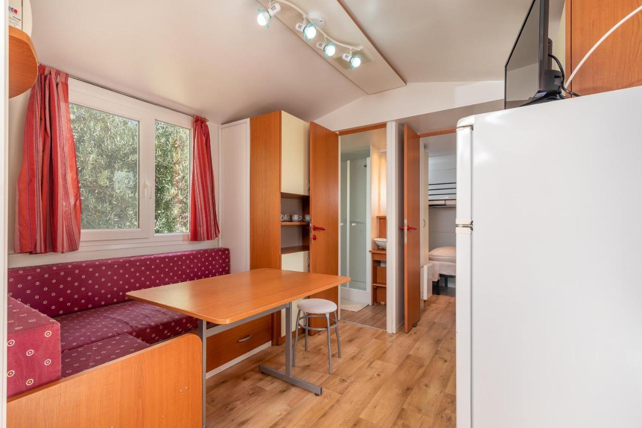 'Olive Grove' Camping House-Near The Beach Divulje Esterno foto