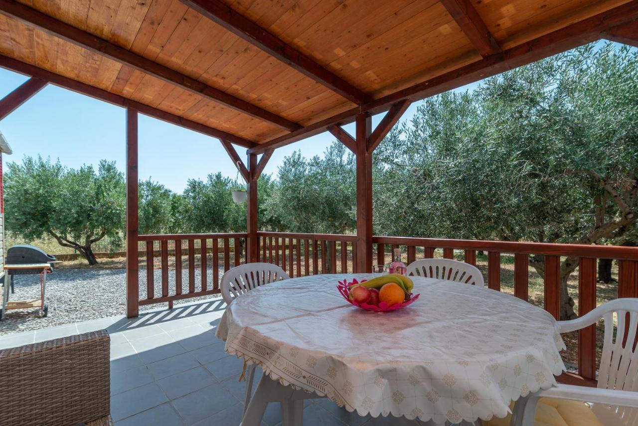 'Olive Grove' Camping House-Near The Beach Divulje Esterno foto