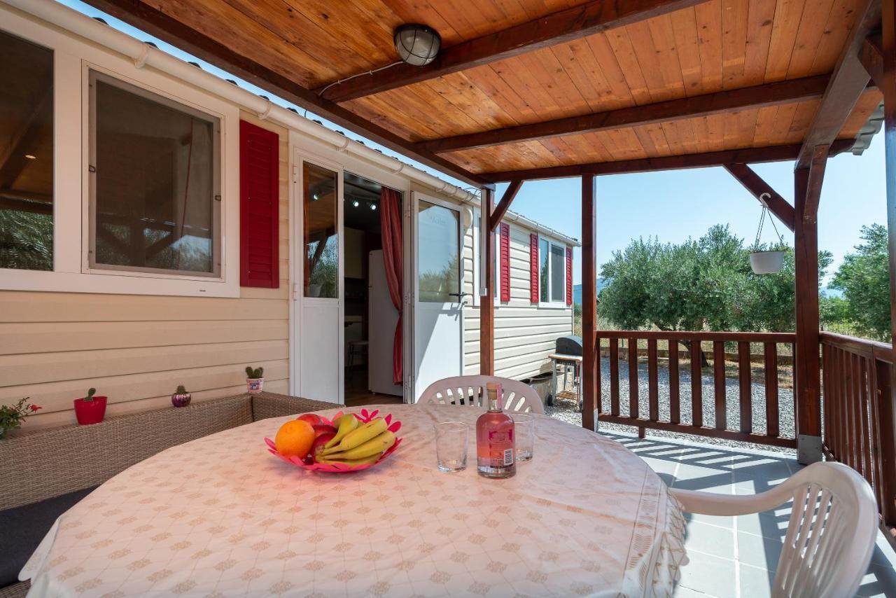 'Olive Grove' Camping House-Near The Beach Divulje Esterno foto